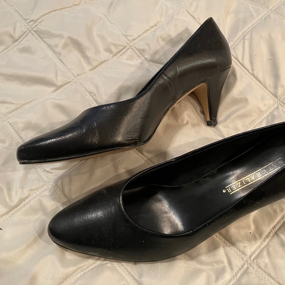 NATURALIZER Power Heels Black Size 10 Classic All-Occasion Timeless - Picture 1 of 5
